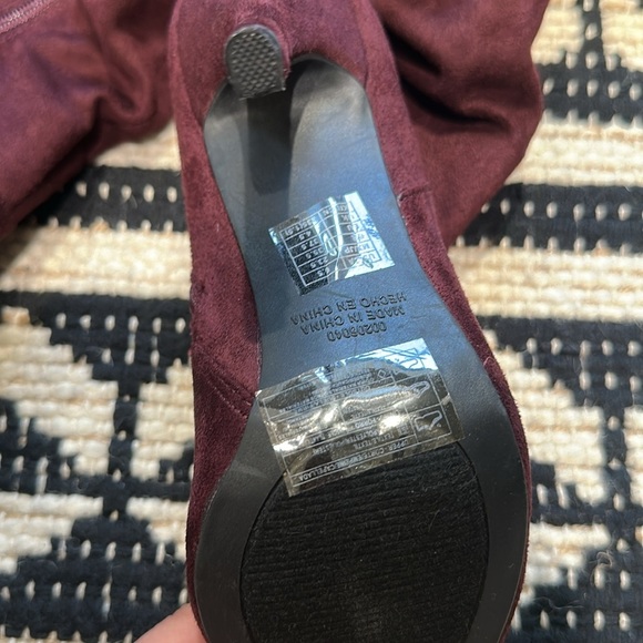 NWT Forever 21 Elegant Burgundy Over-the-Knee Boots - Picture 5 of 5